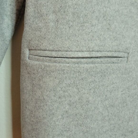 Trenchcoat - Picture 3 of 13